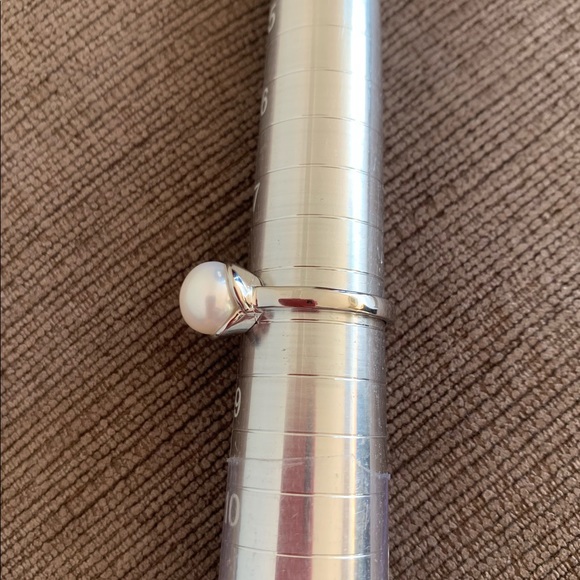 925 sterling silver fresh water pearl flower ring - Picture 3 of 7